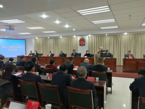 3月20日，盘龙区人大常委会就建筑工地扬尘治理不力开展质询